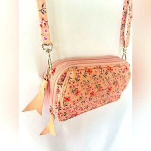 Vera Bradley RFID All in One Crossbody in Sweethearts and Flowers